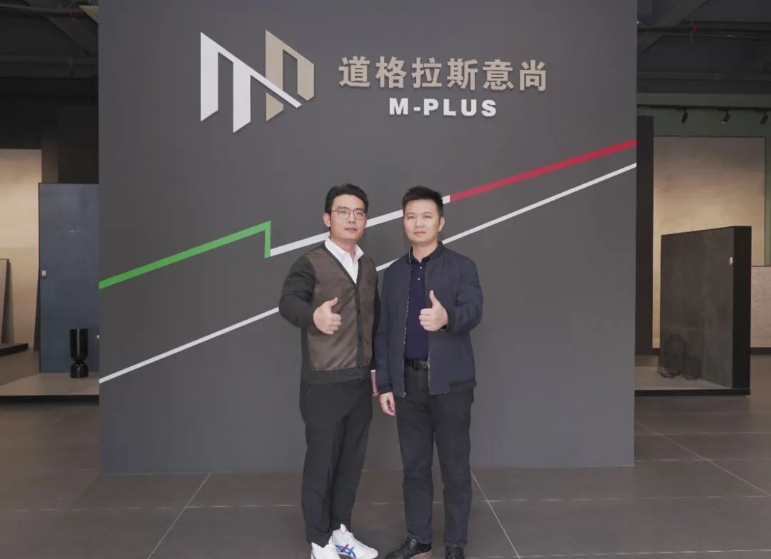 道格拉斯趙帆：不設(shè)限，無極限 探討年輕品牌運營之道.jpg