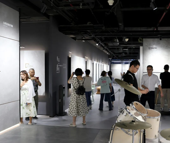 1697615042302328.png image.png