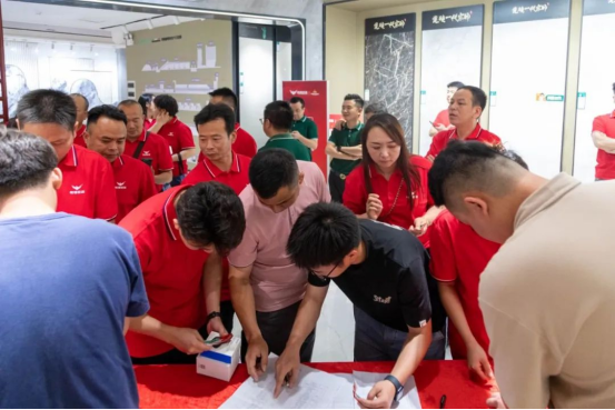 1745997387188124.png image.png